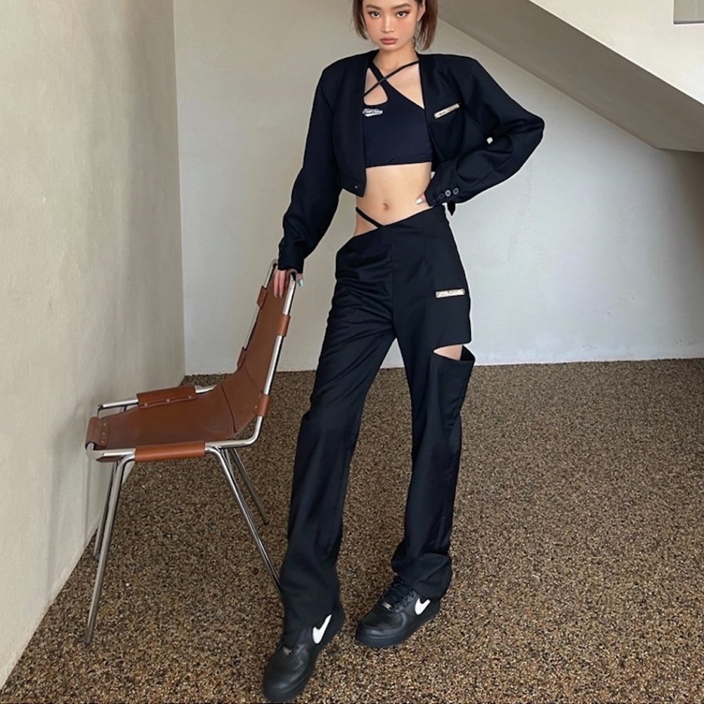 NWT cut out pants